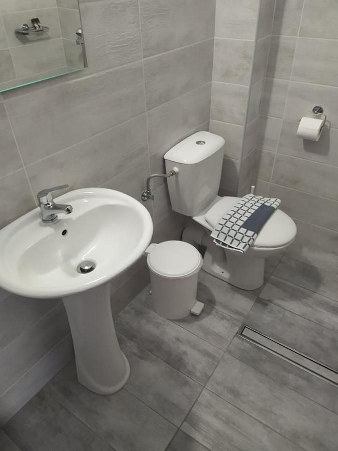 Parissas Hotel Tsotílion Екстериор снимка